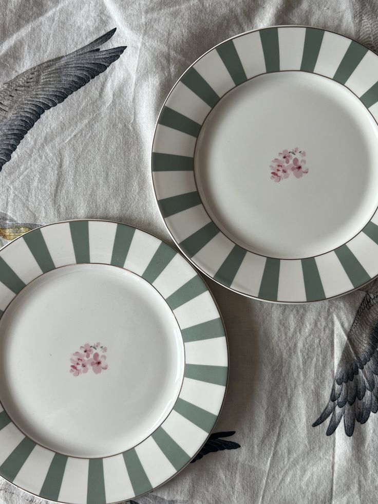 Serve Plates